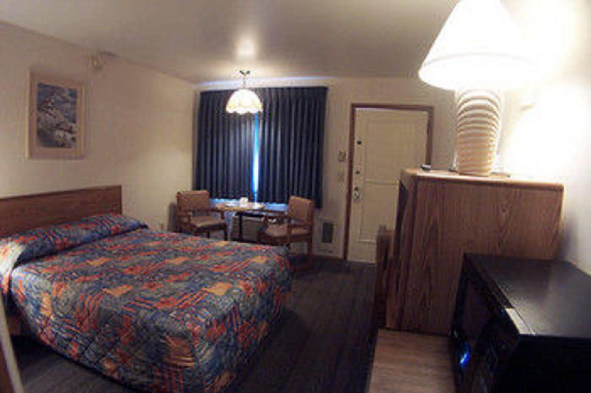 Sea Spray Motel Beach Haven Exterior foto